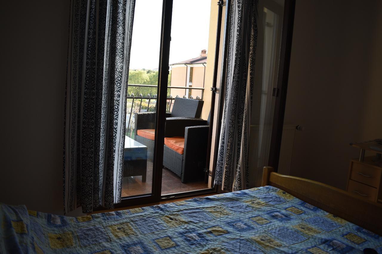 Ante Apartment *